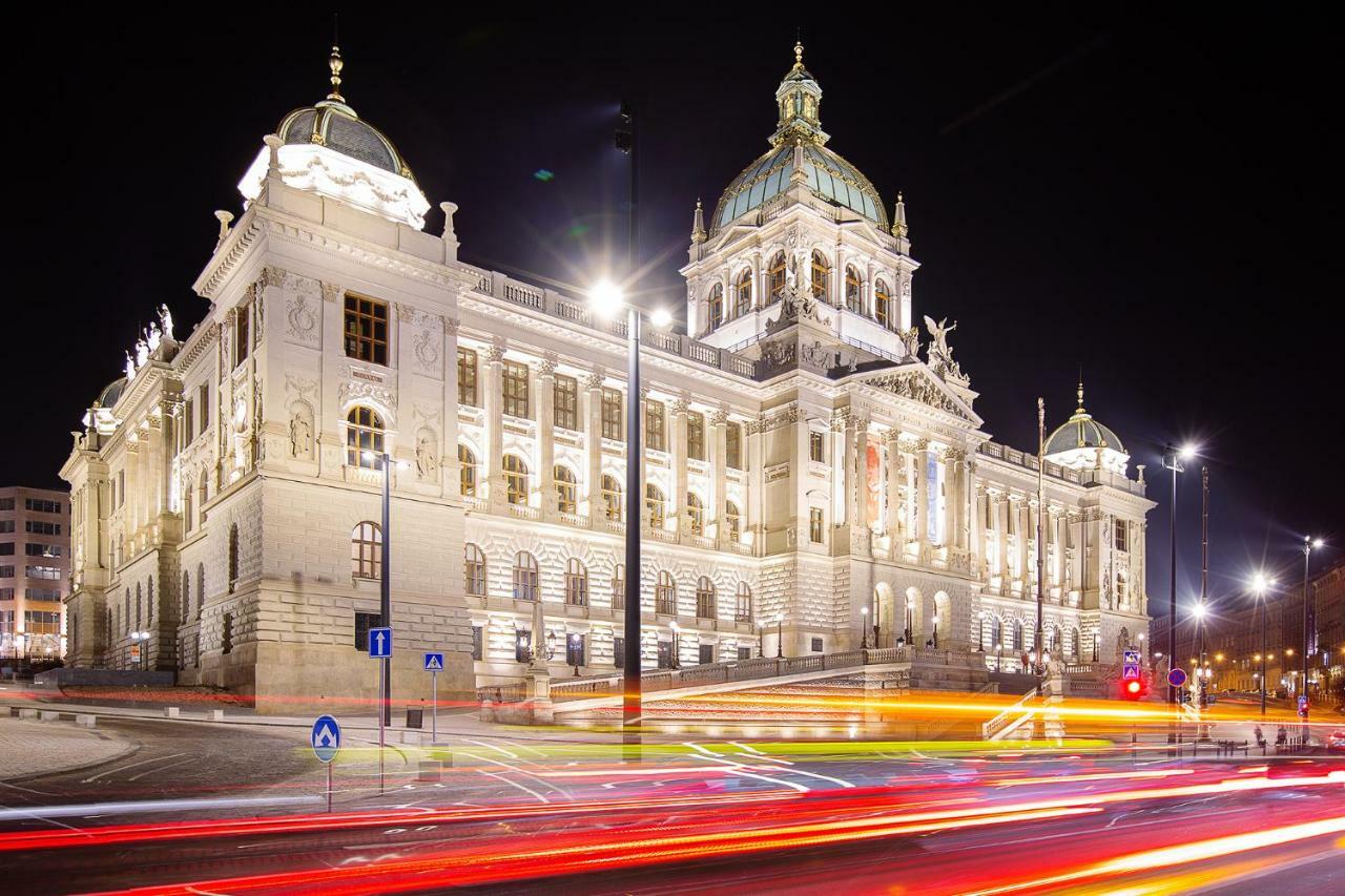 5Br 2Bath Family Apt 5Mins To Wenceslas Square Πράγα Εξωτερικό φωτογραφία
